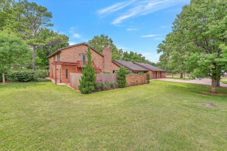 Clinton, Ok. Home for Sale!! - image 41