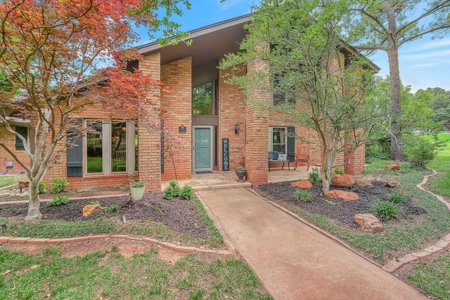 Clinton, Ok. Home for Sale!! - image 1