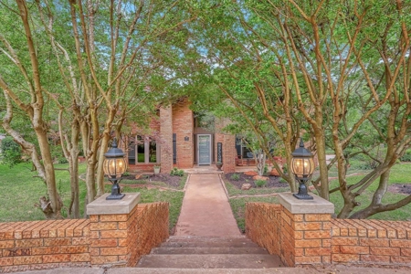 Clinton, Ok. Home for Sale!! - image 2