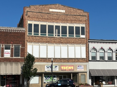 Income Producing Commercial Property Chillicothe, MO - image 1