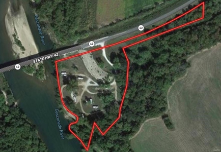 Riverfront Land for Sale in Vienna, Missouri - image 9