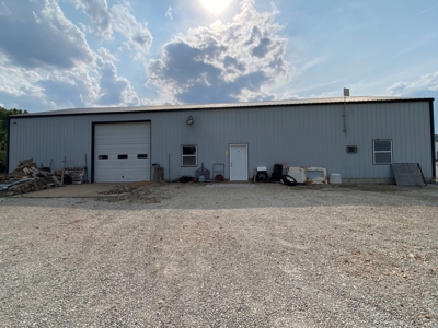 Commercial Property for Sale in Vienna, Missouri - image 7