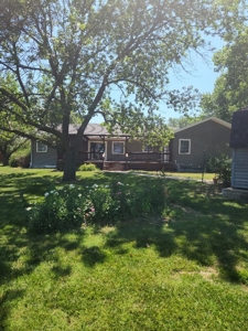 Home in Iola Kansas - image 2