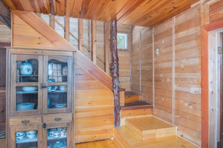 Here is your private getaway on the Yaak River! - image 19