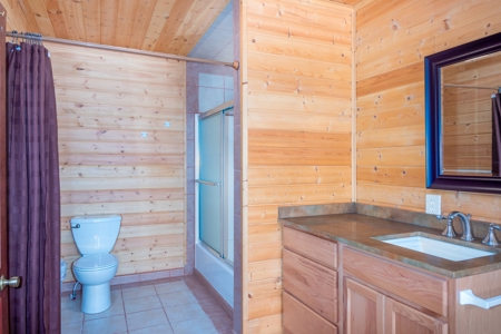 Here is your private getaway on the Yaak River! - image 10