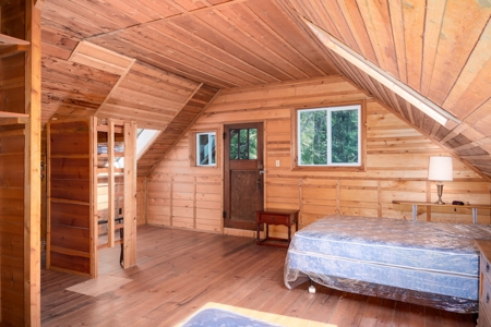 Here is your private getaway on the Yaak River! - image 20