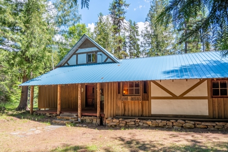Here is your private getaway on the Yaak River! - image 33