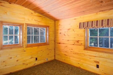 Here is your private getaway on the Yaak River! - image 15