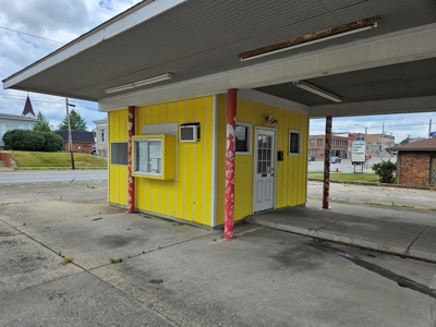 Main Street Commercial Property - image 4