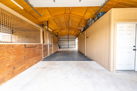 Equine Facility for Sale in Azle Texas | Parker County - image 22