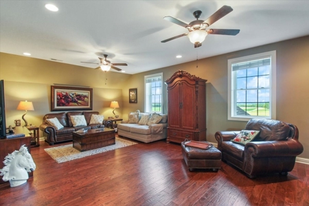 Luxury Home, Equestrian & 5 Acres For Sale Russellville, KY - image 33