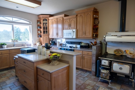 Luxury Off-Grid Home for Sale in Westcliffe Colorado - image 12