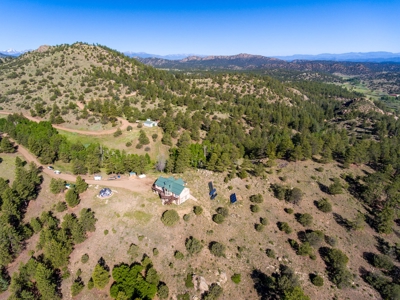 Luxury Off-Grid Home for Sale in Westcliffe Colorado - image 3