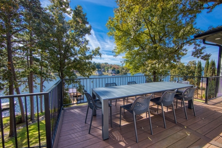 Lake Hamilton Waterfront Home in Hot Springs, AR - image 6