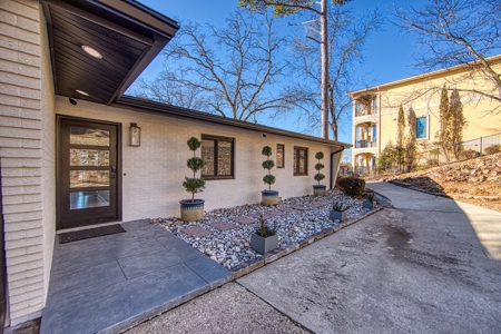 Lake Hamilton Waterfront Home in Hot Springs, AR - image 18