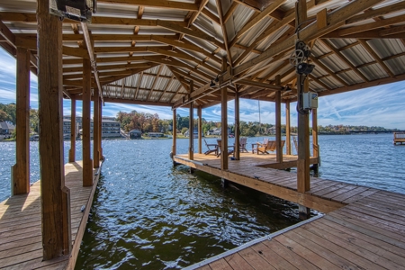 Lake Hamilton Waterfront Home in Hot Springs, AR - image 13