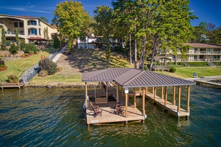 Lake Hamilton Waterfront Home in Hot Springs, AR - image 1