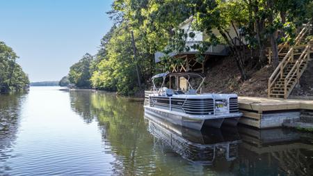 Lake Front Home on Lake Hamilton in Hot Springs AR - image 4