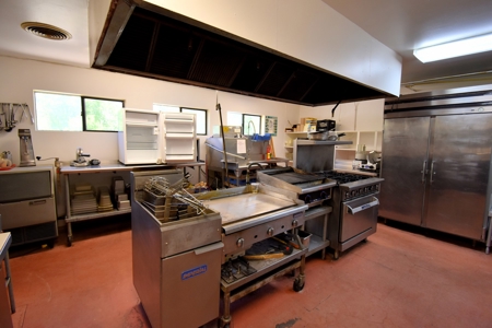 Prime Commercial Building Plus Residential Rental Units! - image 30