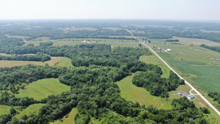 40-Acre Outdoor Haven with Solar-Powered Ranch Home - image 21