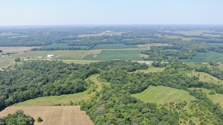 40-Acre Outdoor Haven with Solar-Powered Ranch Home - image 22