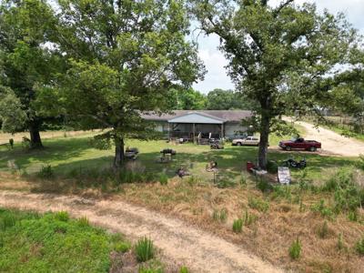 18 Acres with a Home, Barns and Cattle Facilities SW MS - image 9