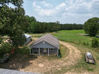 18 Acres with a Home, Barns and Cattle Facilities SW MS - image 10