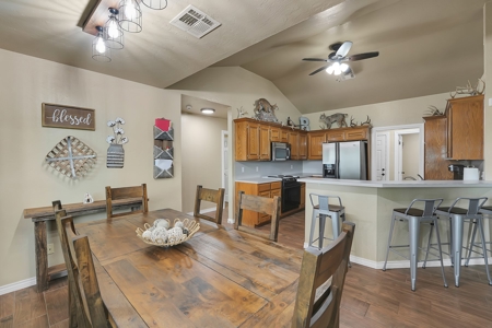 Home For Sale In Sayre, Oklahoma - image 22