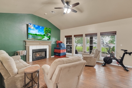 Home For Sale In Sayre, Oklahoma - image 10