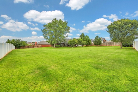 Home For Sale In Sayre, Oklahoma - image 36