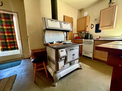 Looking for an off-grid cabin on a creek with 60 acres? - image 15