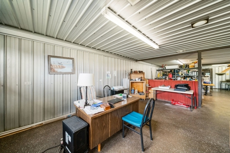 Commercial Property For Sale in Kansas, Oklahoma - image 7