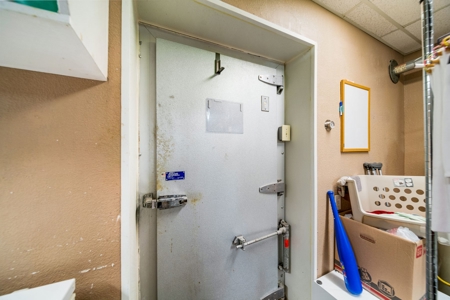 Commercial Property For Sale in Kansas, Oklahoma - image 31