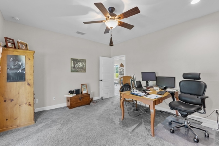 Horse Lovers Dream In Beautiful Trenton Florida! - image 15