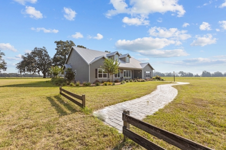 Horse Lovers Dream In Beautiful Trenton Florida! - image 23