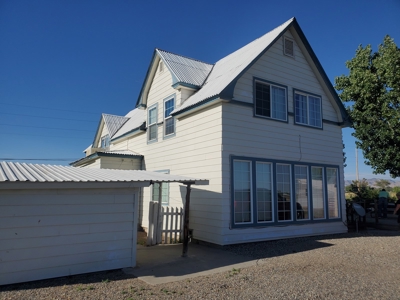 Colorado Farm House and Hay Farm close to outdoor recreation - image 17