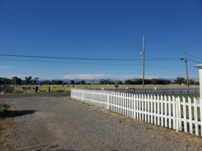 Colorado Farm House and Hay Farm close to outdoor recreation - image 20