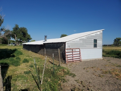Colorado Farm House and Hay Farm close to outdoor recreation - image 14