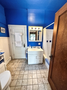 Historic 4 Bed 2.5 Bath Home On City Corner Lot In Malta Mt - image 10