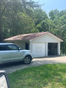 Estate Auction, Home, Shop & 6 Acres near Nolin Lake in KY - image 2