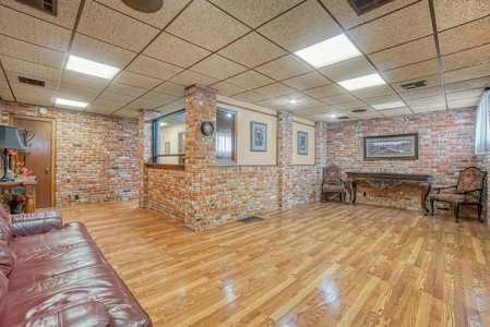 Commercial Building For Sale In Clinton, Ok. - image 5