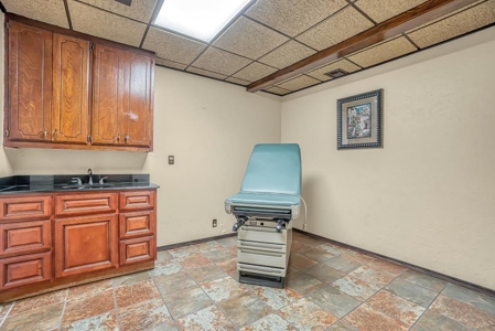 Commercial Building For Sale In Clinton, Ok. - image 18