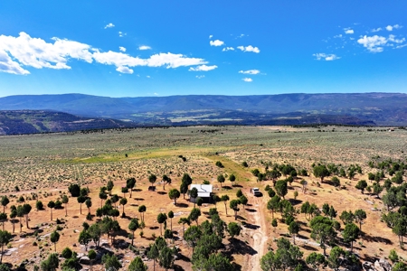 Dry Cabin with Incredible Views For Sale in Colorado - image 18