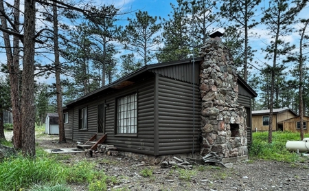 Lovely Cabin In The Woods - image 2