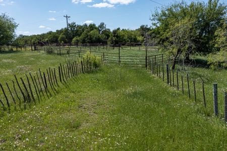 Ranch Land For Sale Near Burlington TX in Milam County - image 18