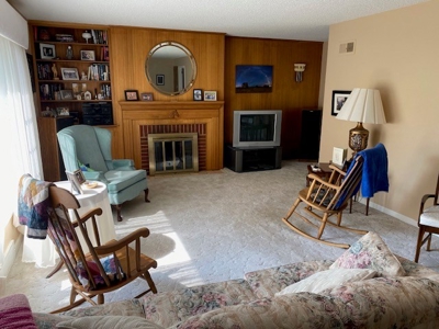 Charming 3-bed, 2-bath home in Conrad, MT - image 13