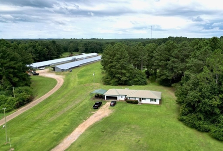 Poultry Breeder Turnkey Farm w/ 40 Acres - image 1
