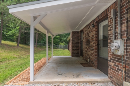 Country Home for Sale in Lewis County, Tennessee - image 33