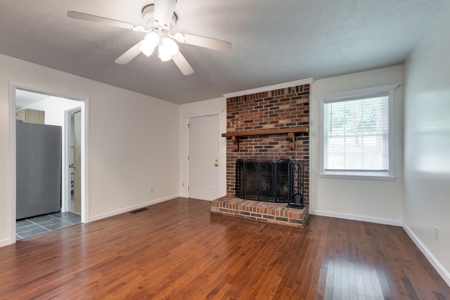 Country Home for Sale in Lewis County, Tennessee - image 12