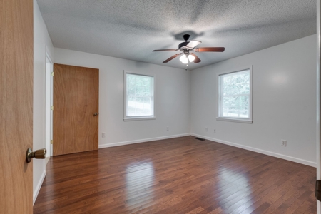 Country Home for Sale in Lewis County, Tennessee - image 21